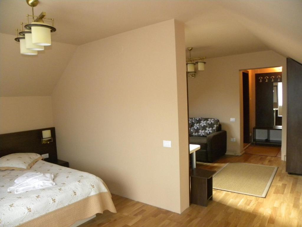 Casa Enescu Hotel Bran  Ruang foto
