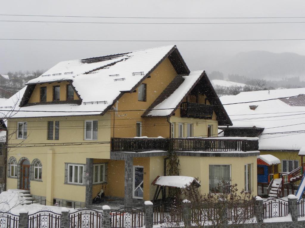 Casa Enescu Hotel Bran  Bagian luar foto