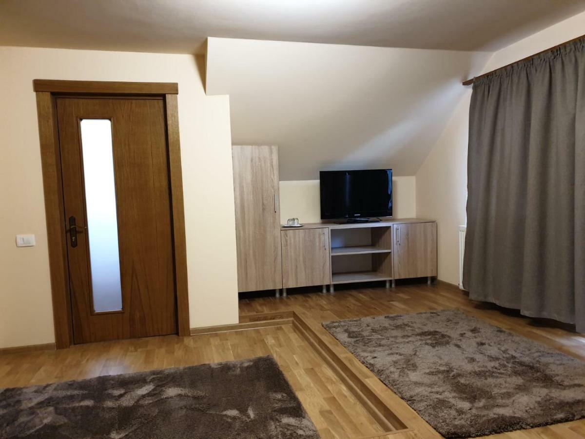 Casa Enescu Hotel Bran  Bagian luar foto